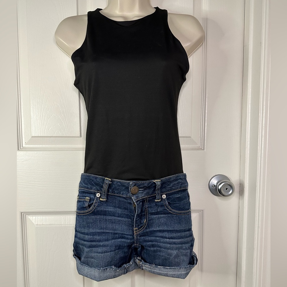 American Eagle stretchy jean shorts size 4